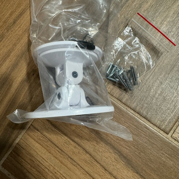 Universal Tablet Wall Mount Holder - Picture 7 of 8